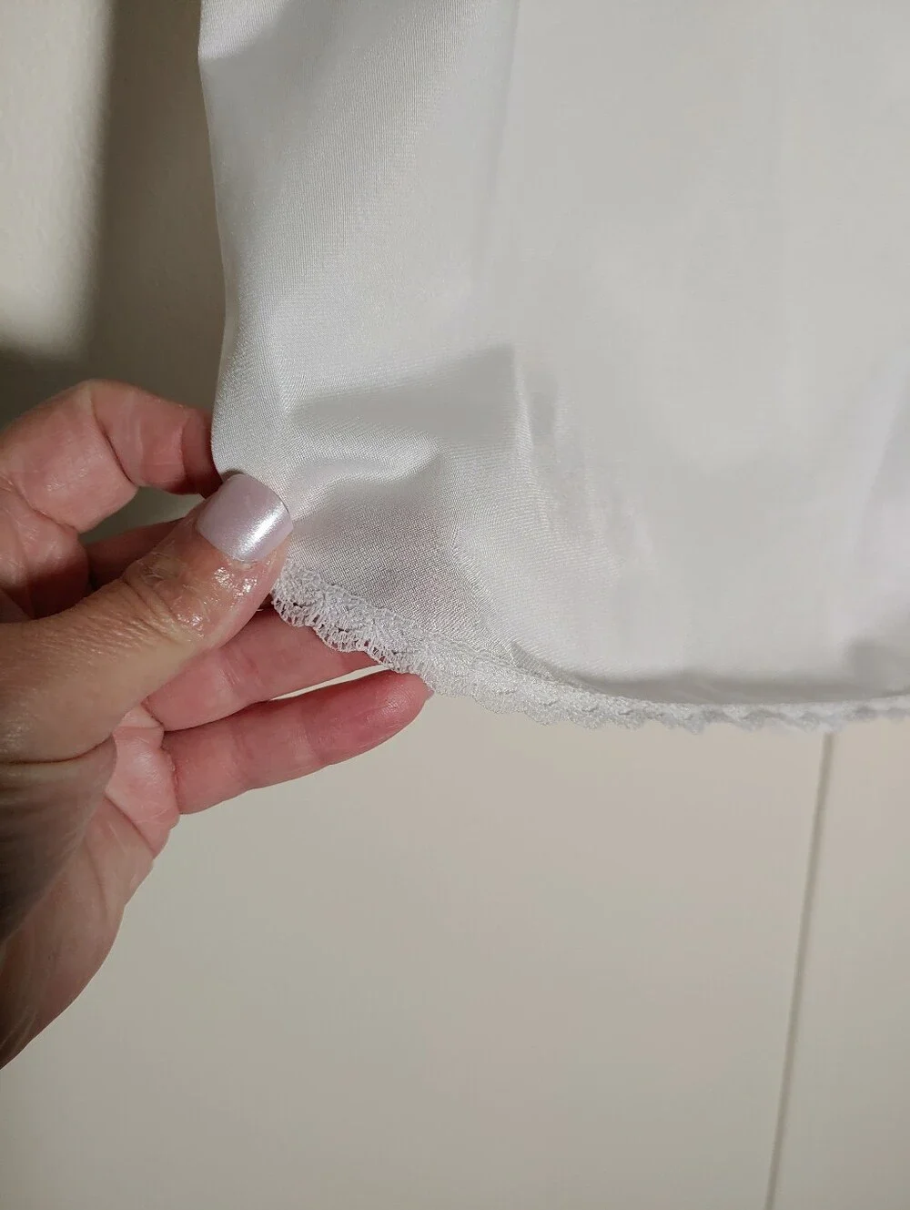 Vanity Fair Med/Large White Half Slip